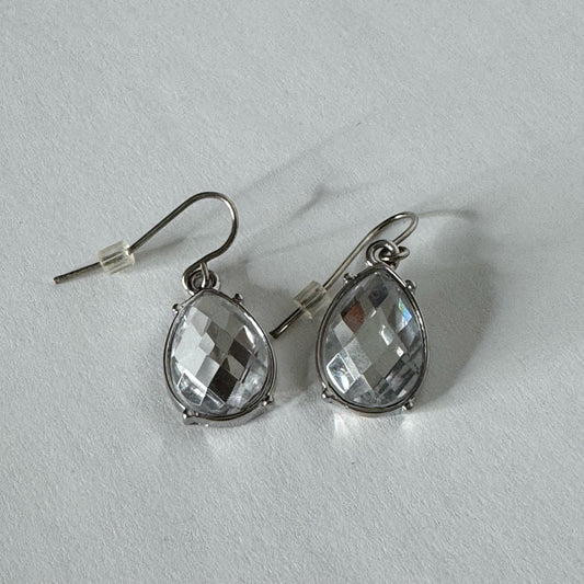 Fauceted Teardrop Clear Stone Earrings