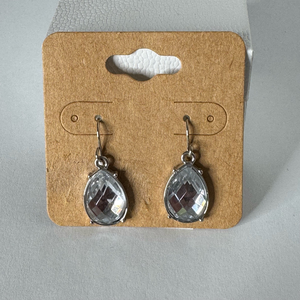 Fauceted Teardrop Clear Stone Earrings