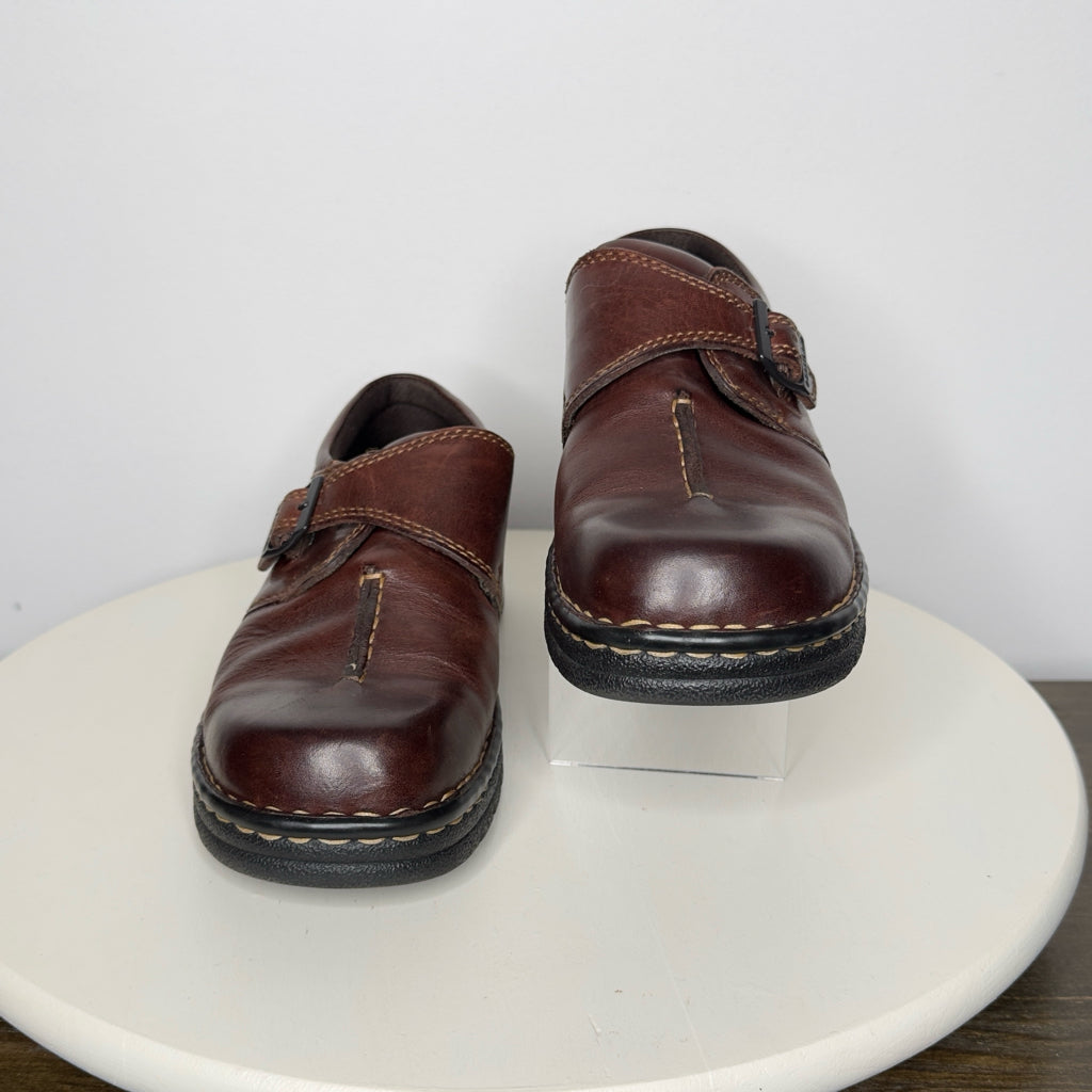 Eastland Syracuse Round Closed Toe Slip-On Leather Shoes - Size 8 Wide