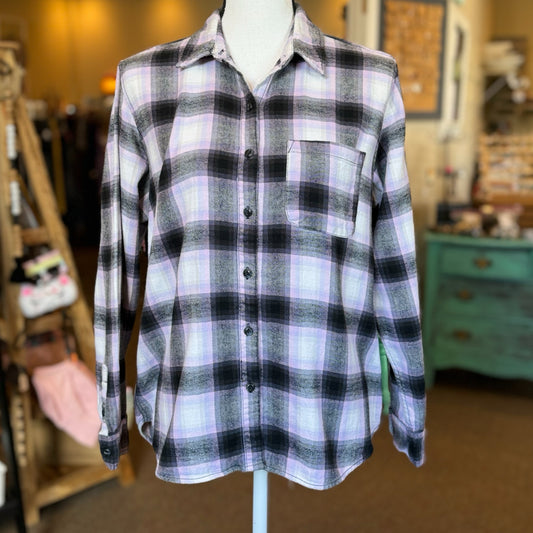 Universal Thread Plaid Flannel Shirt - Size Medium