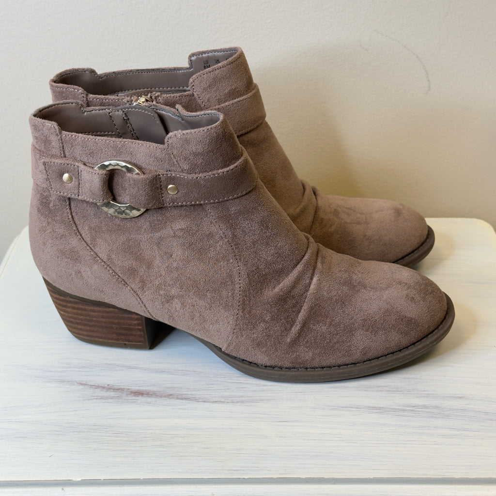 Dr. Scholl's Janessa Booties - Size 8