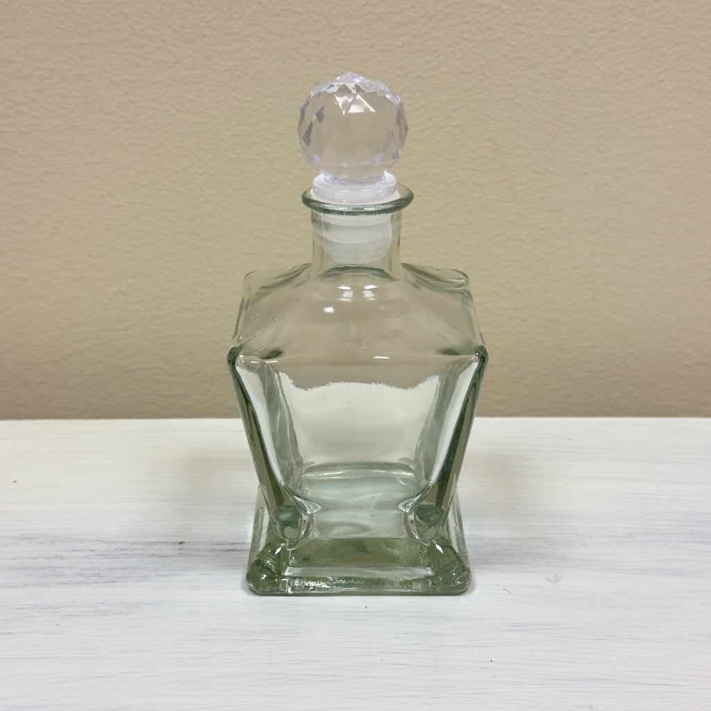 Clear Glass Decanter w/Stopper