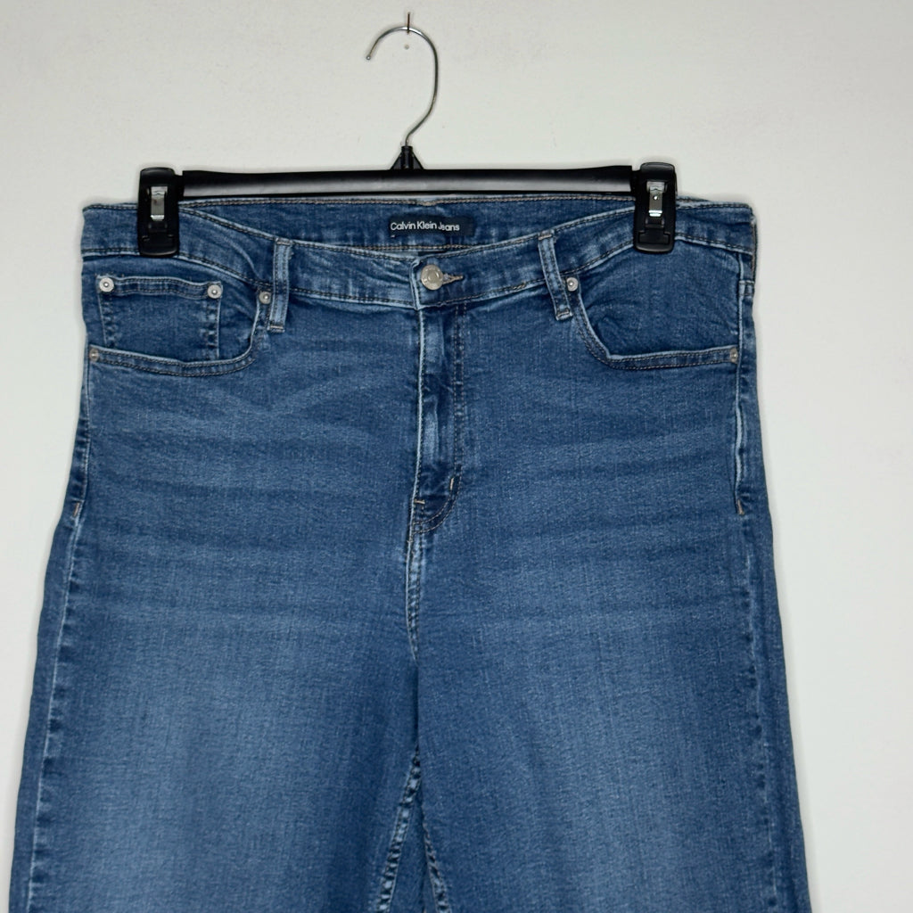 Calvin Klein Jeans - Size 14