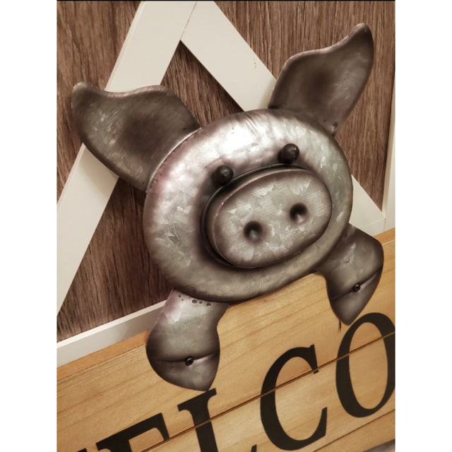 Welcome Pig Sign