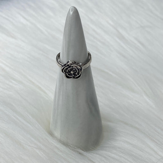 Silver Tone Ring - Size 4
