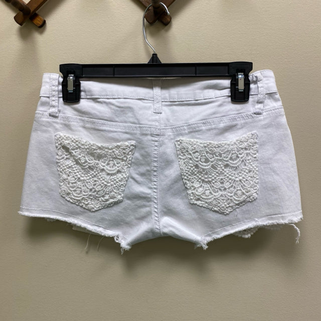 Special A Embroidered Front White Shorts - Size Small
