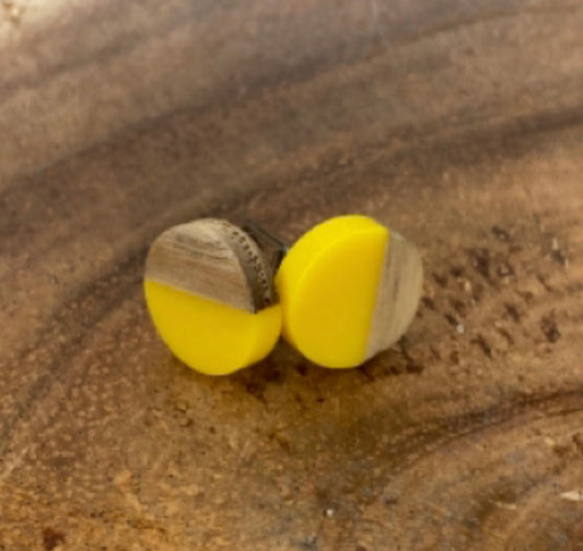 Two Blessings Earrings - Light Yellow & Wood