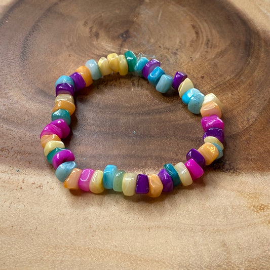 Inga Ann's Beaded Bracelet - Multicolor Dyed Shell