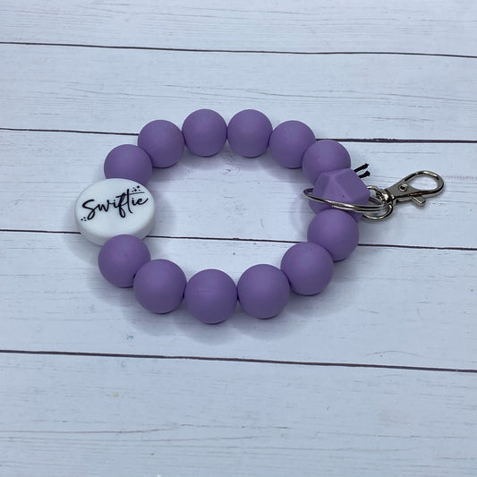S & L Crafts - Bracelet Keychain - Swiftie