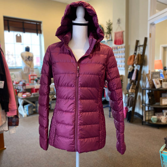 Heat Keep Down Coat w/Removable Hood - Size Small
