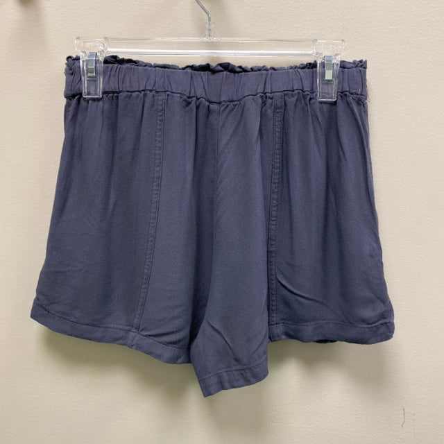 Wishlist Shorts - Size Medium