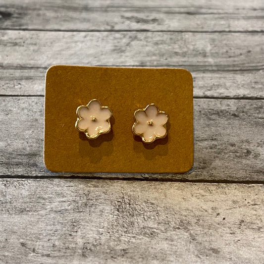 White & Gold Tone Flower Earrings