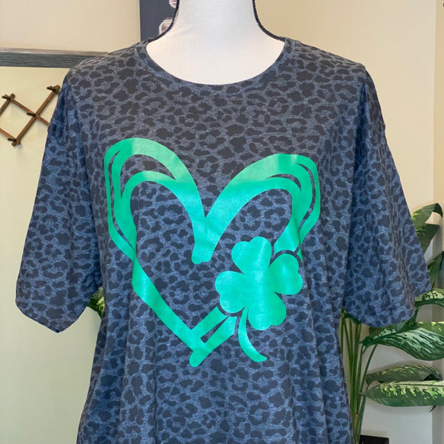 Heart & Shamrock Leopard Print Graphic Tee - Size XL