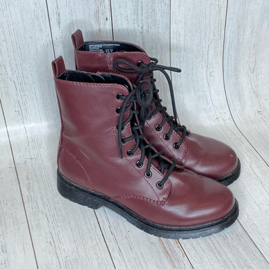 Time & True Boots - Size 8 1/2